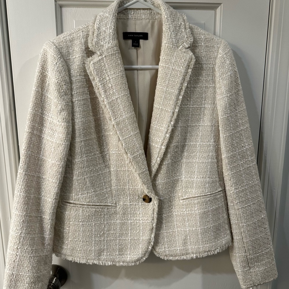 Ann Taylor Cream Textured Blazer